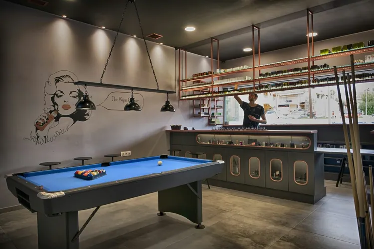 Φωτογραφία 3 — The Vape Corner Lounge — Σολάρι