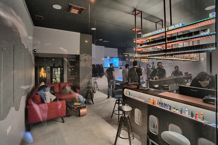 Φωτογραφία 17 — The Vape Corner Lounge — Σολάρι